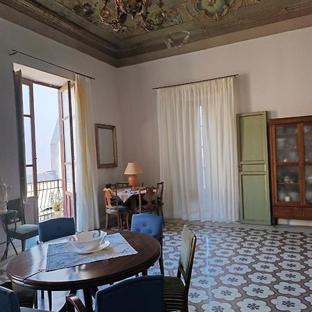 La Dimora Del Marchese Notarbartolo Apartment Palermo Luaran gambar